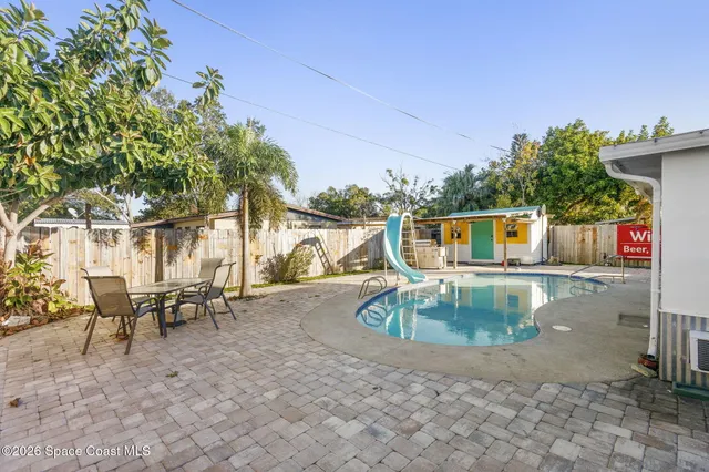 $300,000 | 727 Clarke Avenue, Melbourne, FL 32935