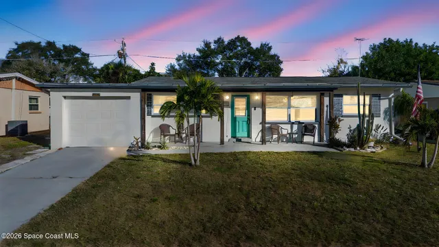 $300,000 | 727 Clarke Avenue, Melbourne, FL 32935