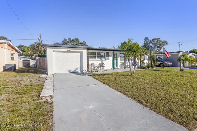 $300,000 | 727 Clarke Avenue, Melbourne, FL 32935