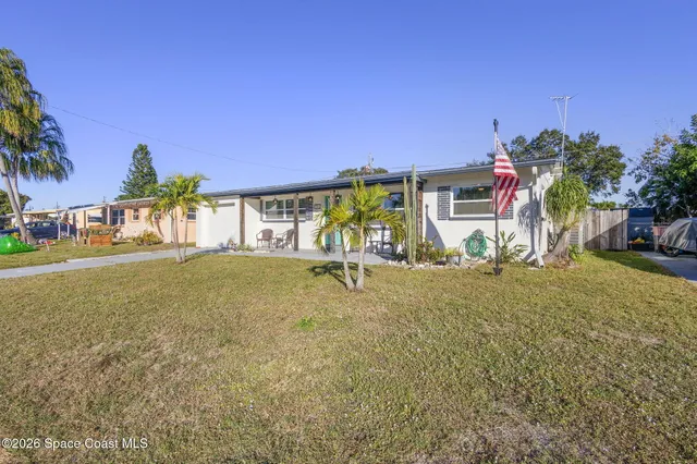 $300,000 | 727 Clarke Avenue, Melbourne, FL 32935