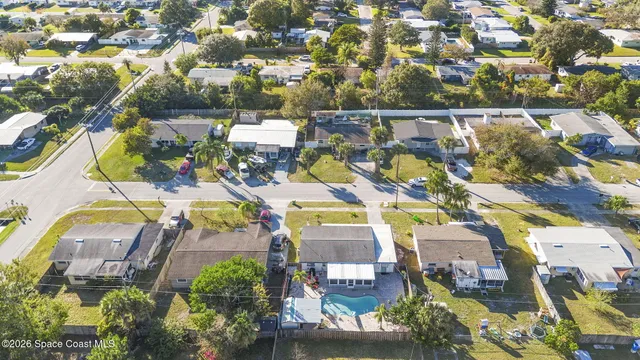$300,000 | 727 Clarke Avenue, Melbourne, FL 32935