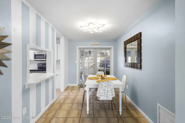 $300,000 | 727 Clarke Avenue, Melbourne, FL 32935