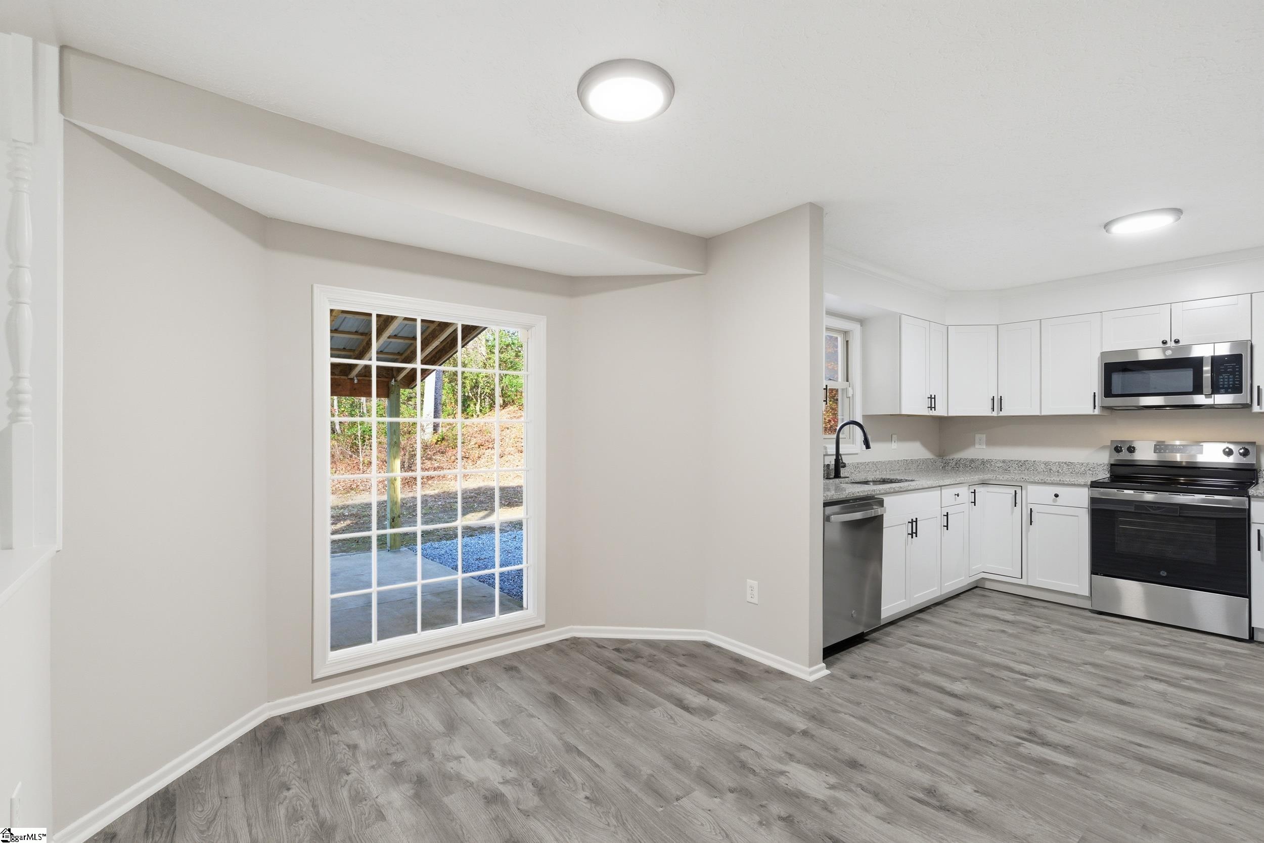 507 Hunts Bridge Road Easley, SC 29640 - Photo 12 of 42