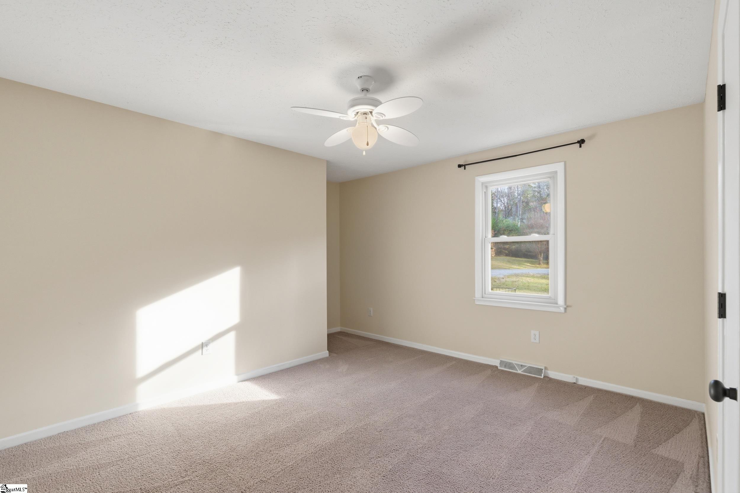 507 Hunts Bridge Road Easley, SC 29640 - Photo 17 of 42