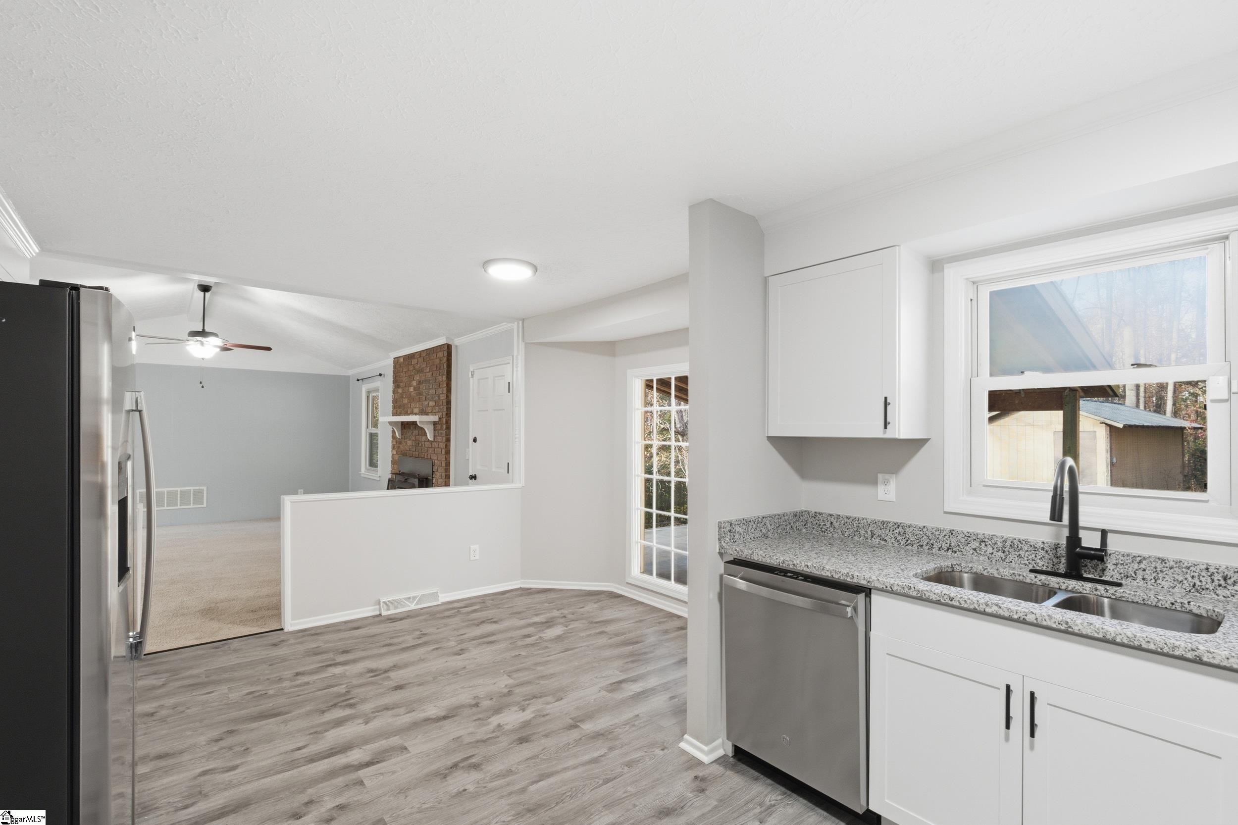 507 Hunts Bridge Road Easley, SC 29640 - Photo 10 of 42