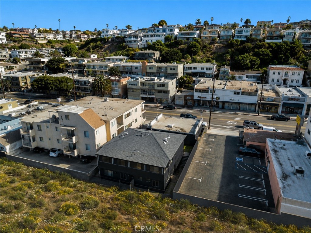 323 Culver Boulevard Playa del Rey, CA 90293 - Photo 4 of 58