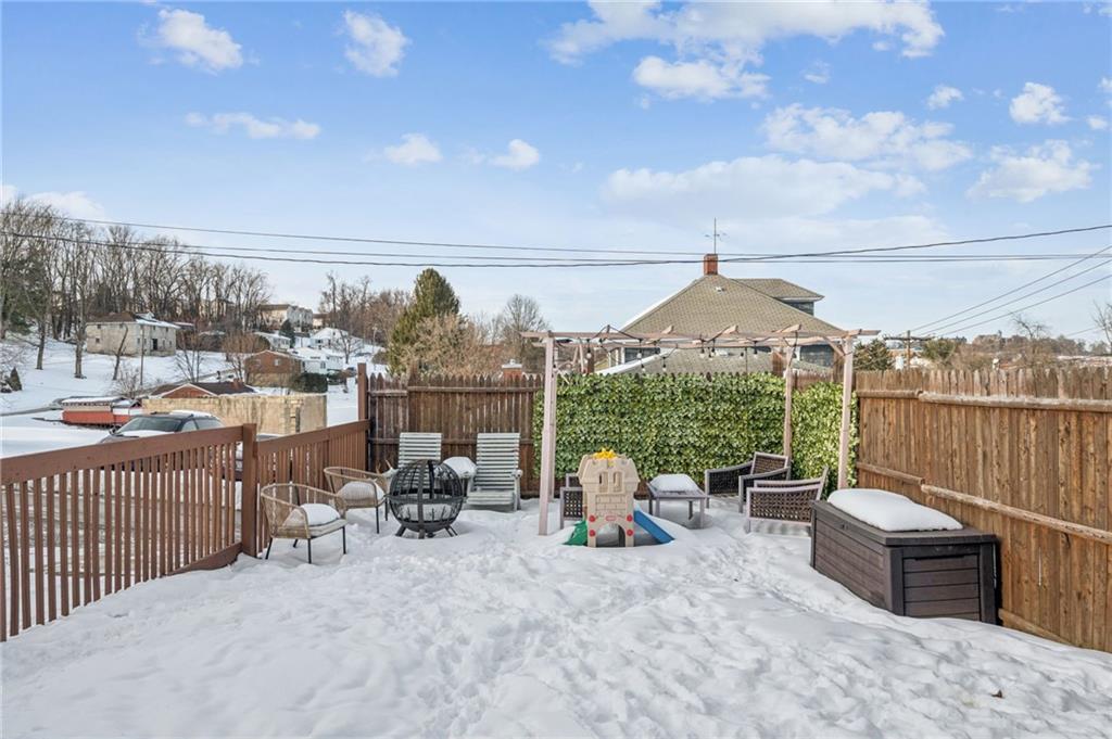 811 West Newton Road Greensburg, PA 15601 - Photo 33 of 43