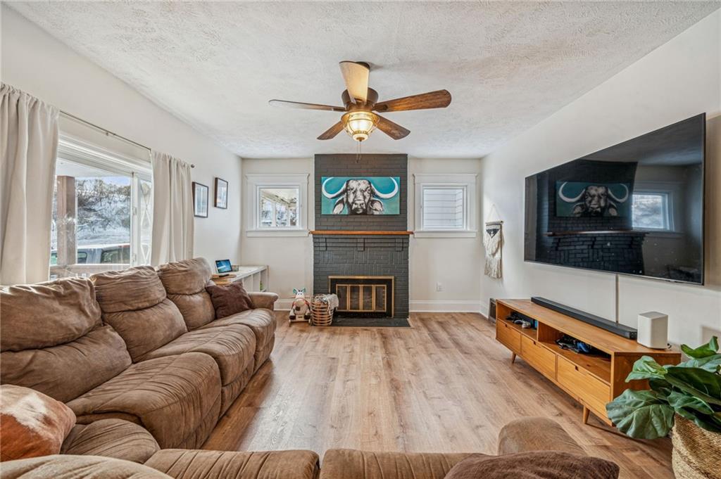 811 West Newton Road Greensburg, PA 15601 - Photo 4 of 43