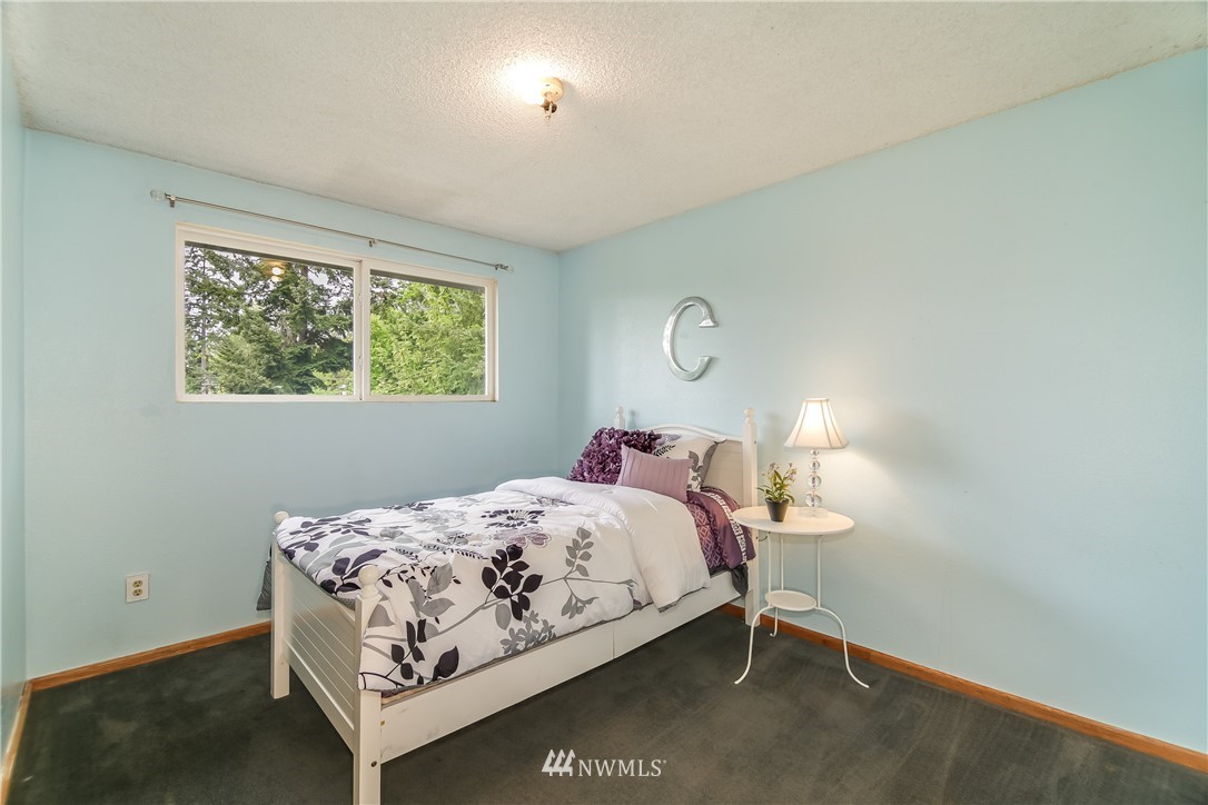 19018 196th Avenue Southeast Renton, WA 98058 - Photo 15 of 25 Gallery Image 15