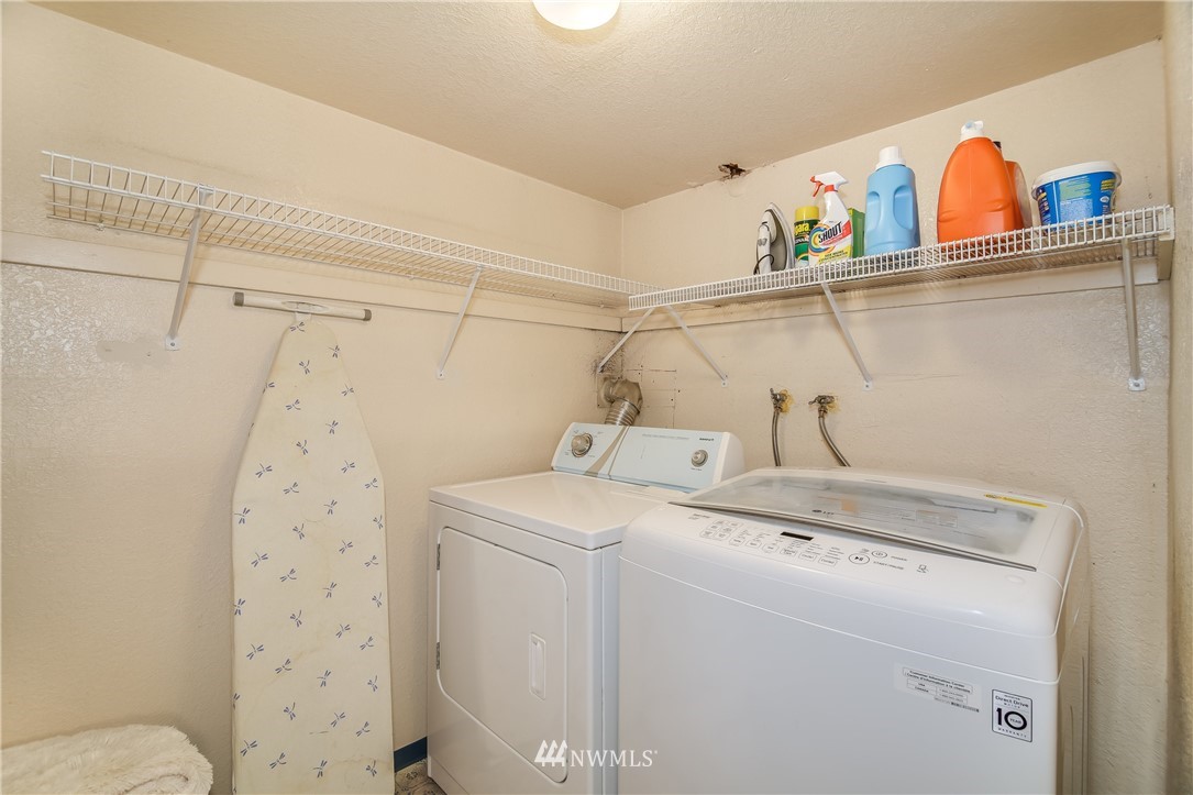 19018 196th Avenue Southeast Renton, WA 98058 - Photo 23 of 25 Gallery Image 23
