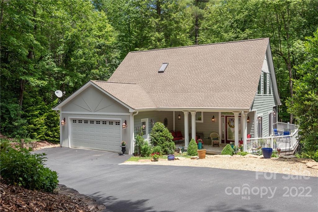 941 Deerlake Road Brevard, NC 28712 - Photo 1 of 43 Gallery Image 1
