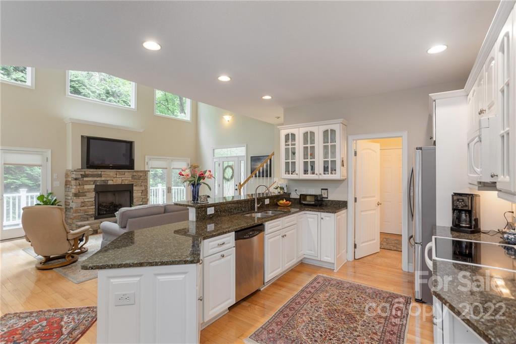 941 Deerlake Road Brevard, NC 28712 - Photo 17 of 43 Gallery Image 17