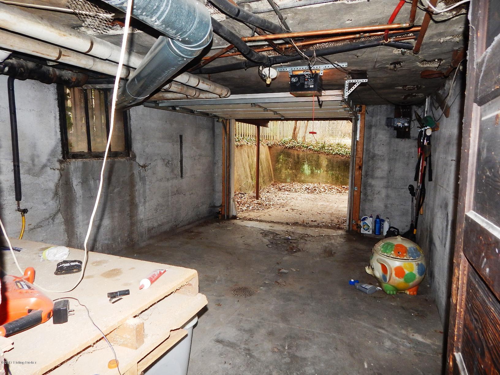 1202 Cherokee Road Louisville, KY 40204 - Photo 52 of 62 Garage