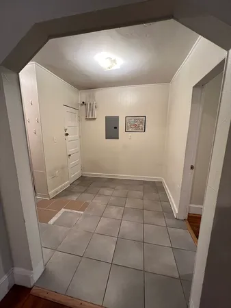 $2,950 | 187 Winthrop Road, Unit 1A, Brookline, MA 02445