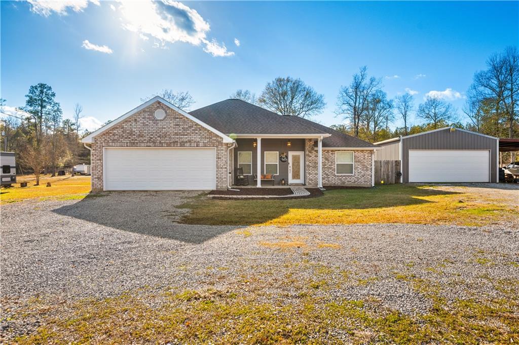 367 Racetrack Road Dry Prong, LA 71423 - Photo 2 of 25 Gallery Image 2