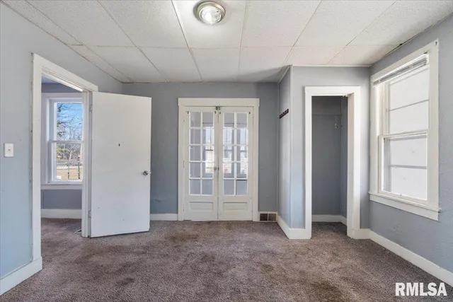 $75,000 | 2947 13th Avenue, Rock Island, IL 61201