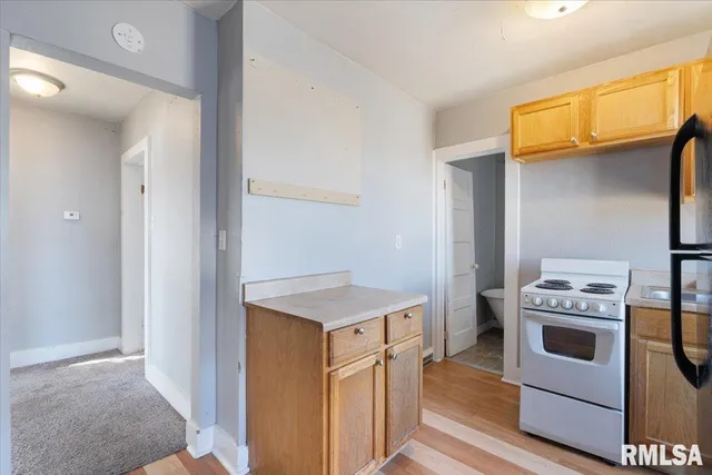 $75,000 | 2947 13th Avenue, Rock Island, IL 61201