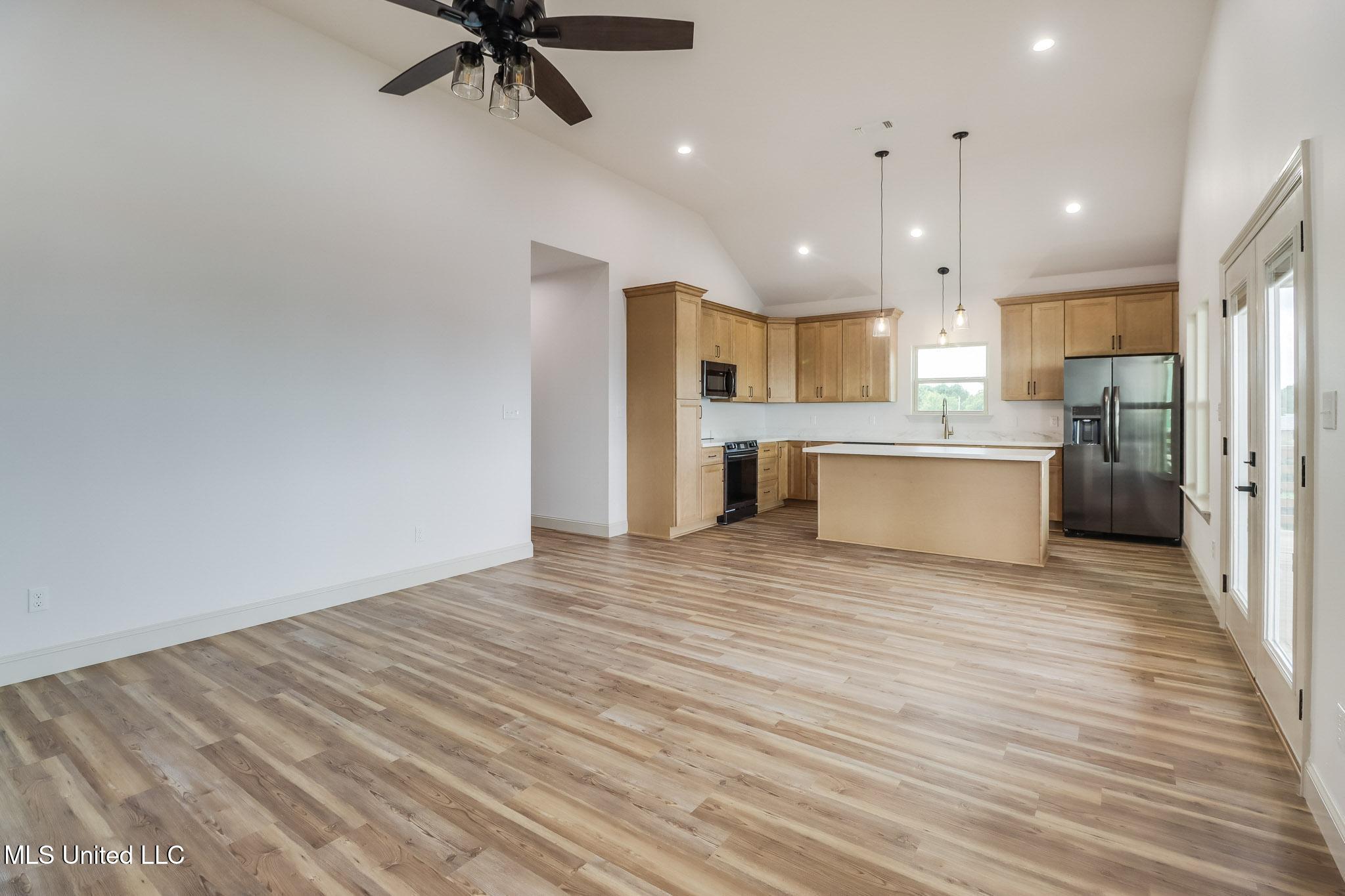 4022 Ceylon Street Bay St. Louis, MS 39520 - Photo 12 of 37 Photo May 30 2025, 11 12 51 AM (2)