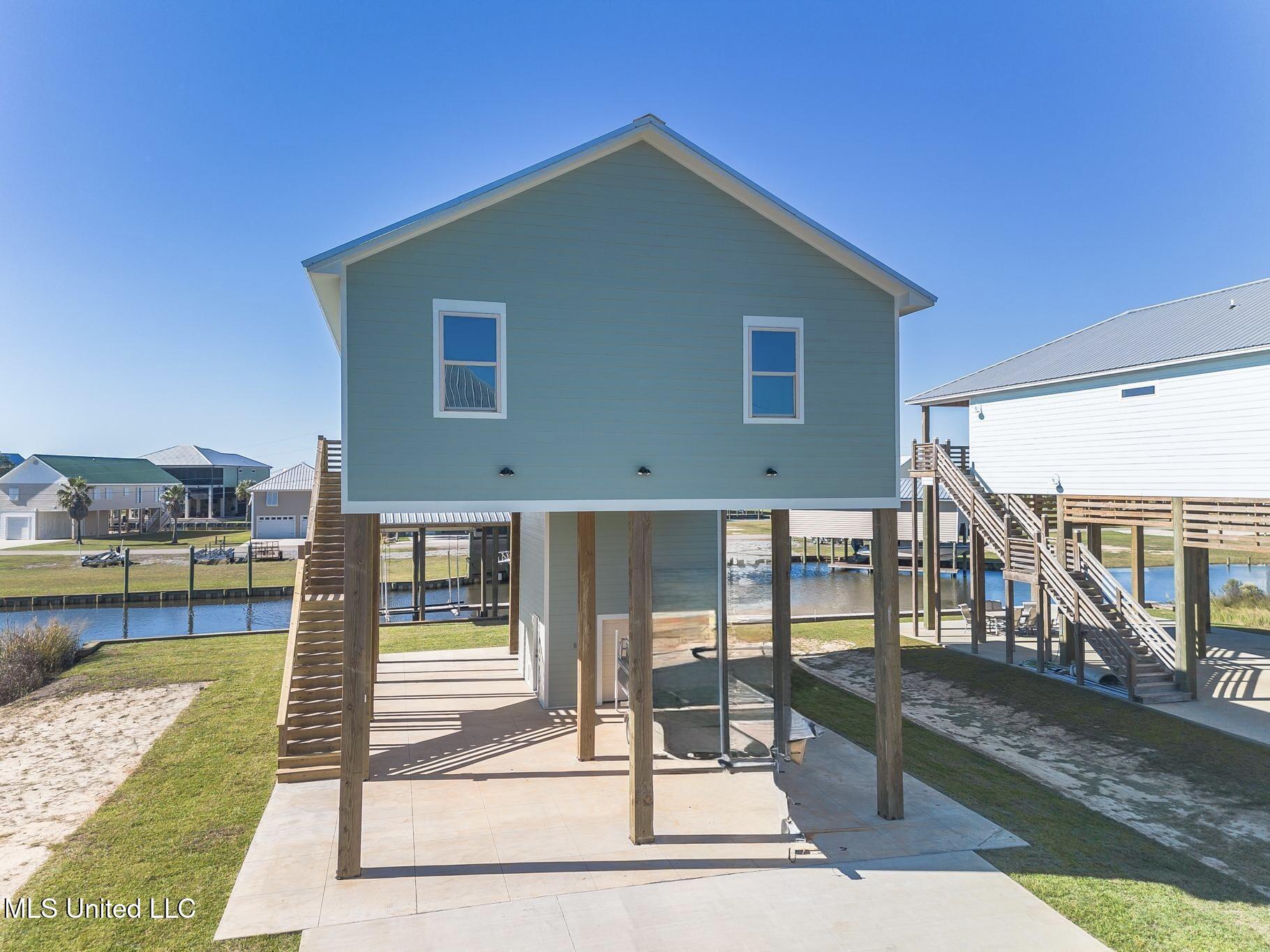 4022 Ceylon Street Bay St. Louis, MS 39520 - Photo 2 of 37 IMG_6829