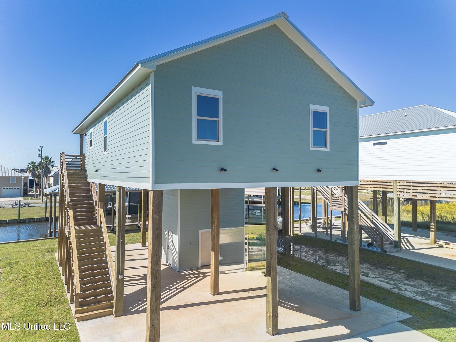 4022 Ceylon Street Bay St. Louis, MS 39520 - Photo 3 of 37 IMG_6830