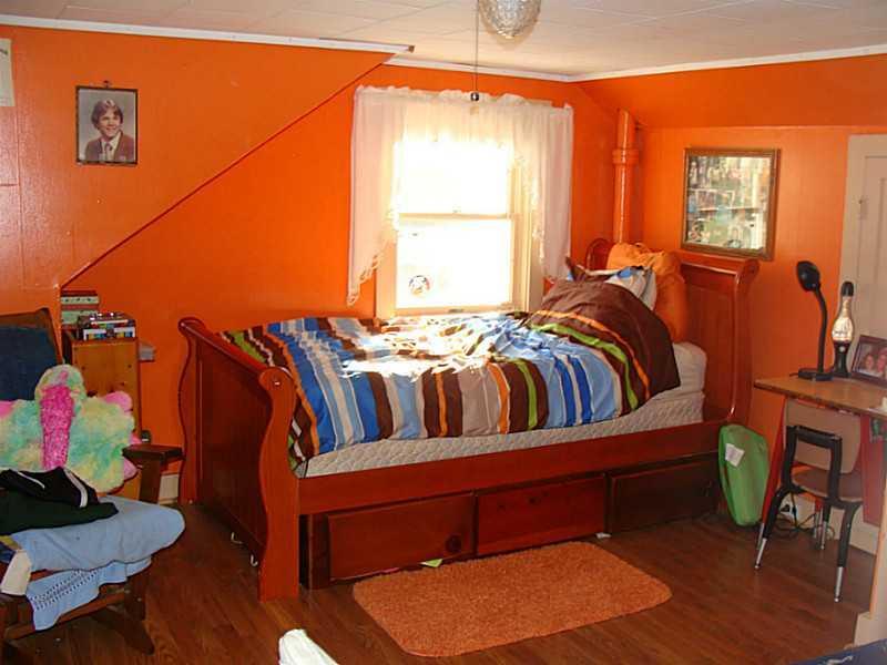 76 East Oxford Road South Paris, ME 04281 - Photo 8 of 24 Bedroom.