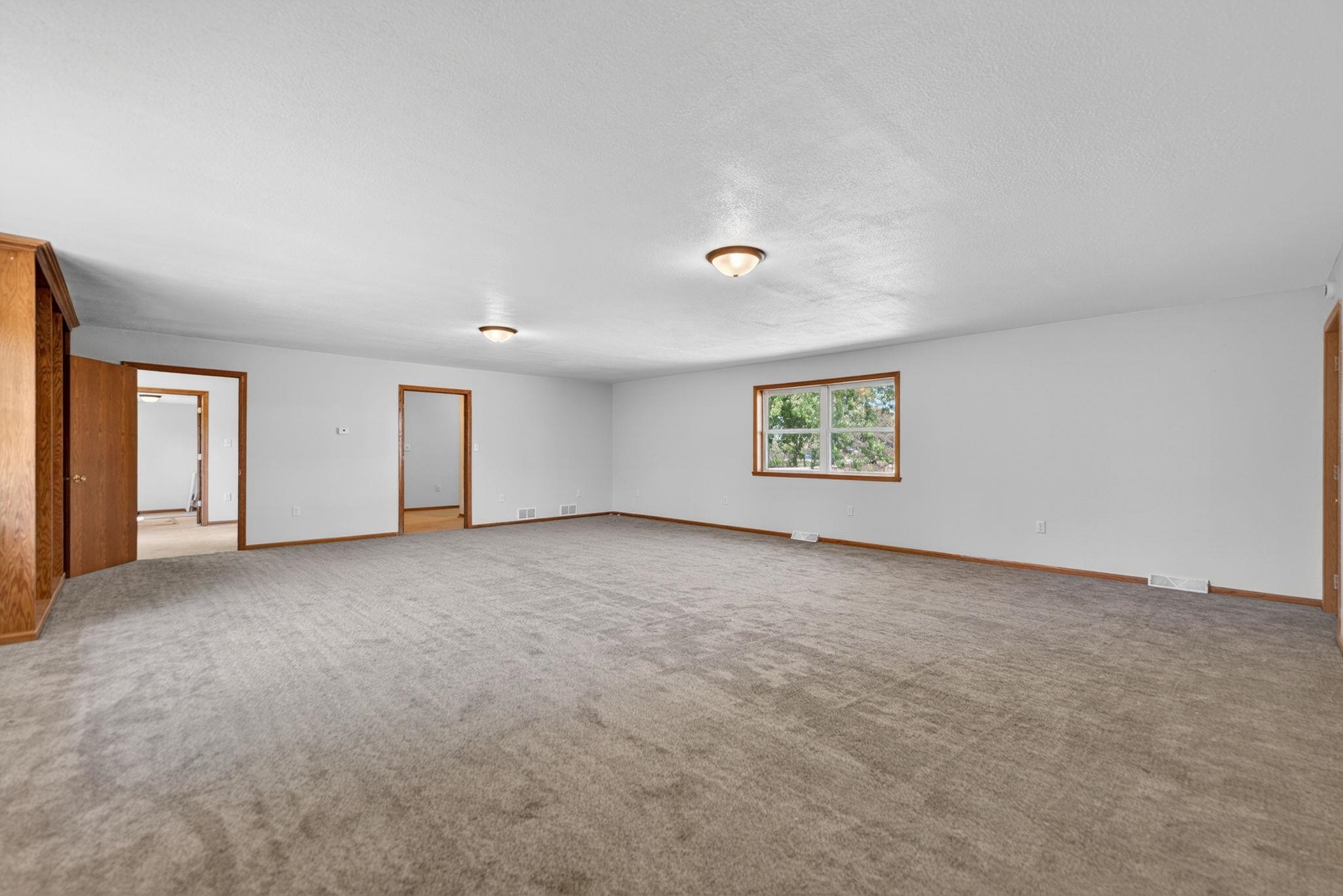 972 East Philhower Road Beloit, WI 53511 - Photo 18 of 29