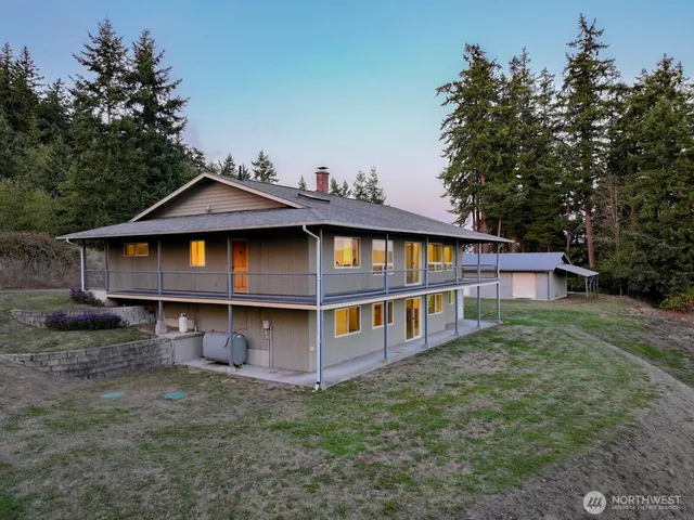 $924,000 | 2135 Shine Road, Port Ludlow, WA 98365