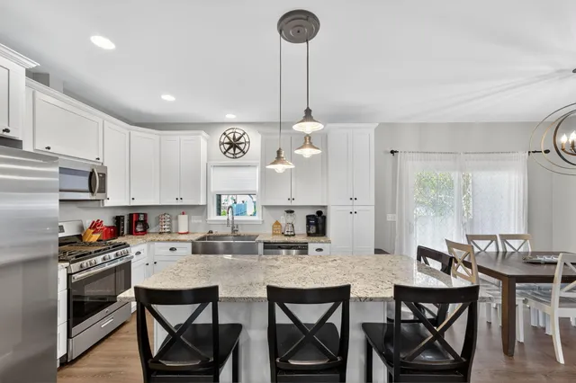 $660,000 | 1030 Wheeler Street, Lake Geneva, WI 53147