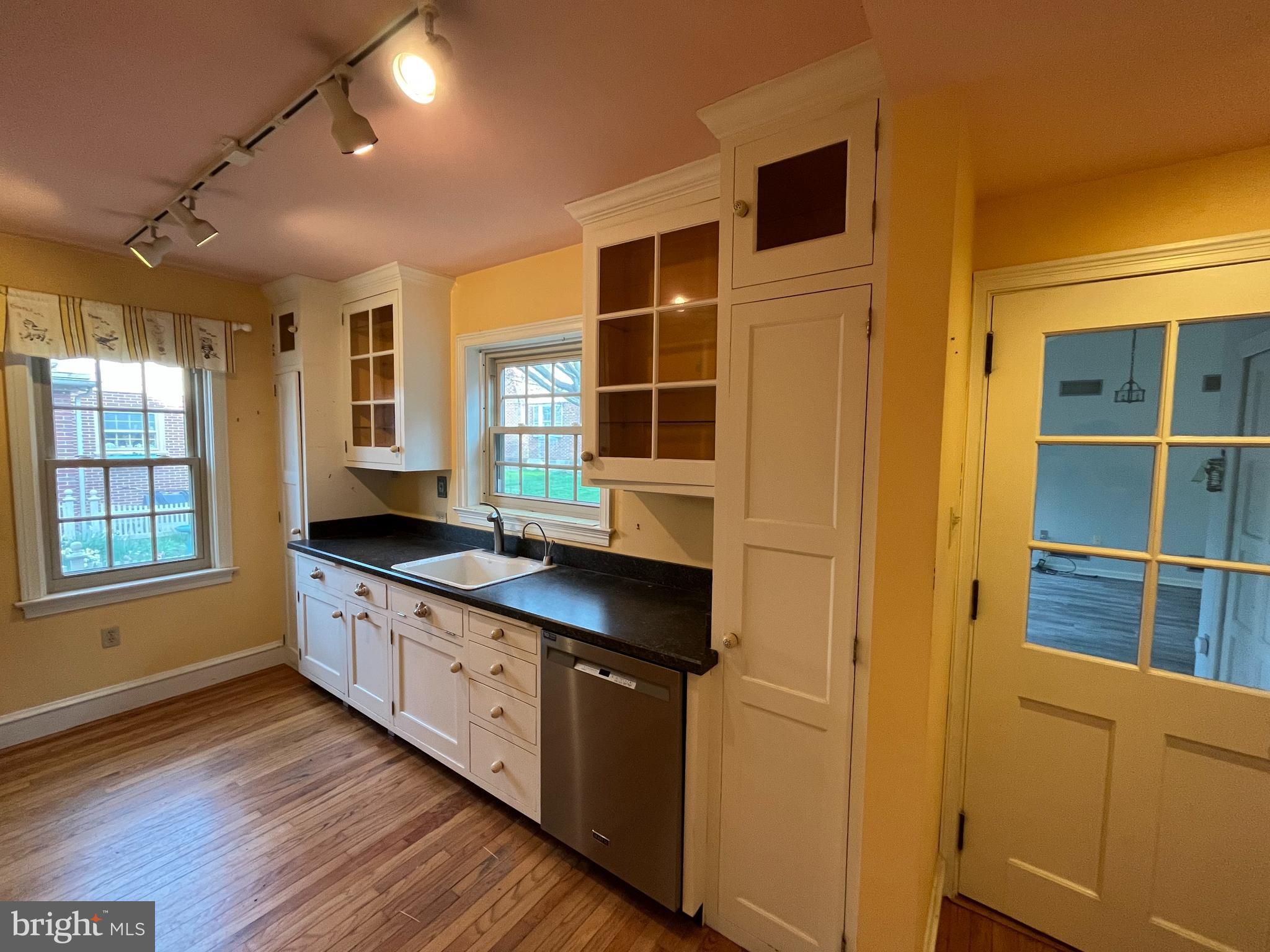 102 West End Avenue Lititz, PA 17543 - Photo 24 of 52