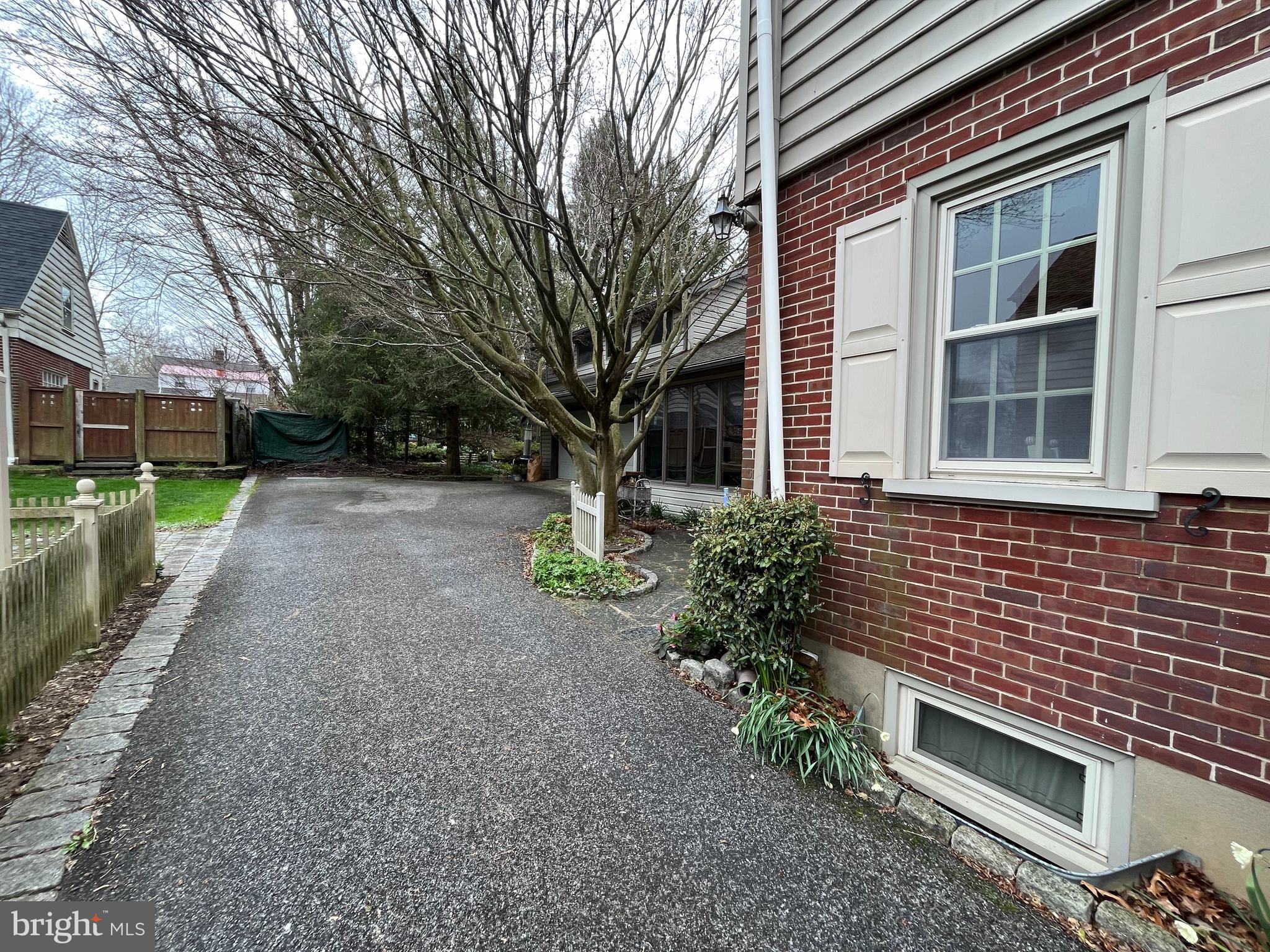 102 West End Avenue Lititz, PA 17543 - Photo 10 of 52