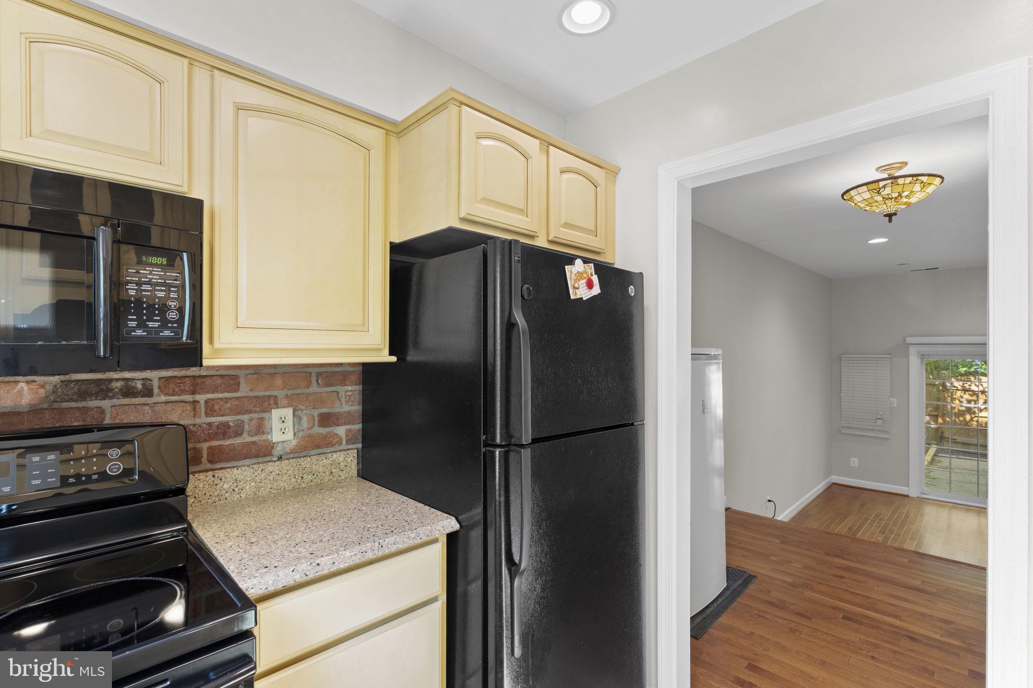 8221 Tory Road, Unit 150 Springfield, VA 22152 - Photo 16 of 36 Charming kitchen with modern touches.