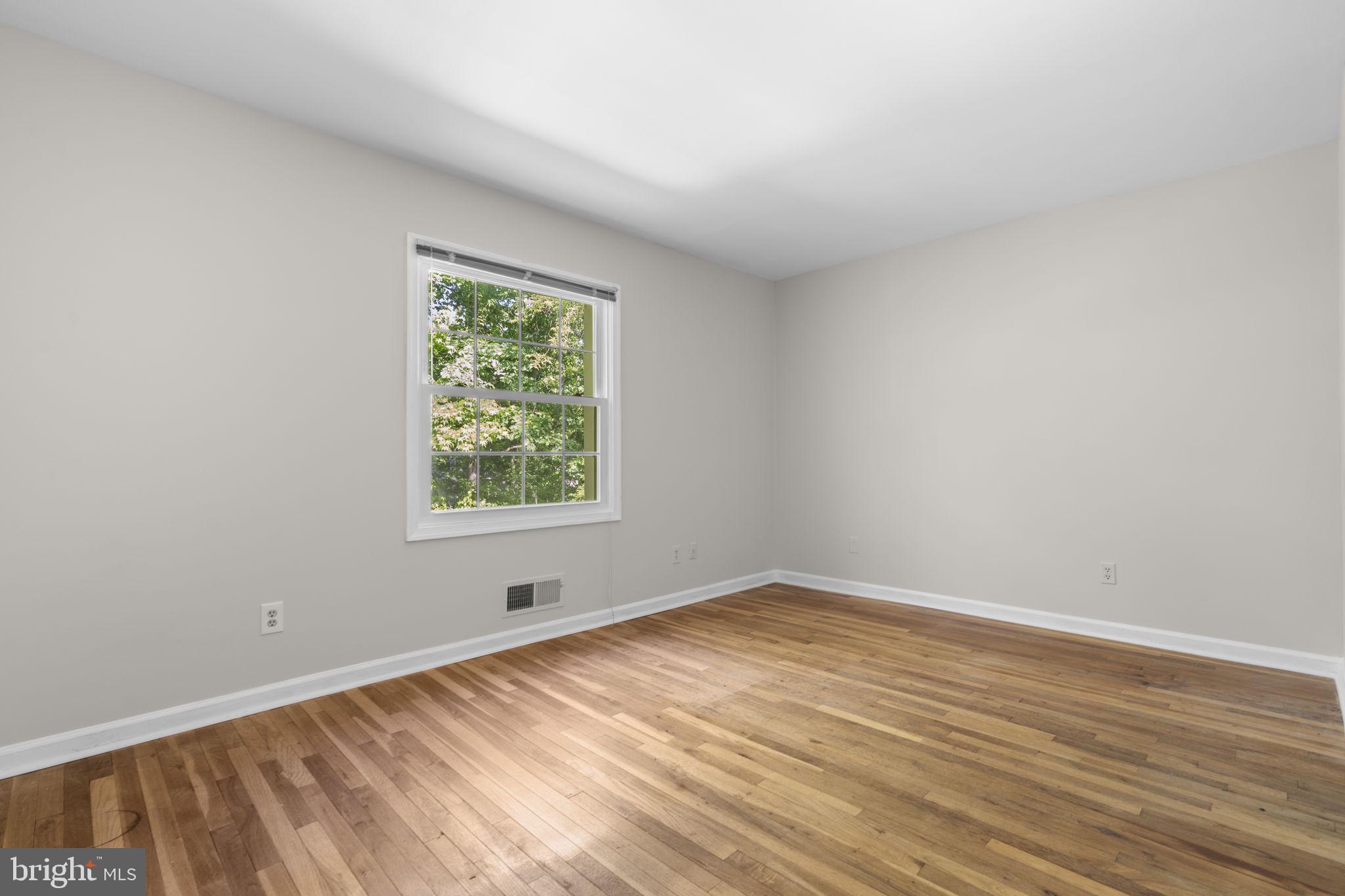 8221 Tory Road, Unit 150 Springfield, VA 22152 - Photo 28 of 36 Bright and airy blank canvas room.