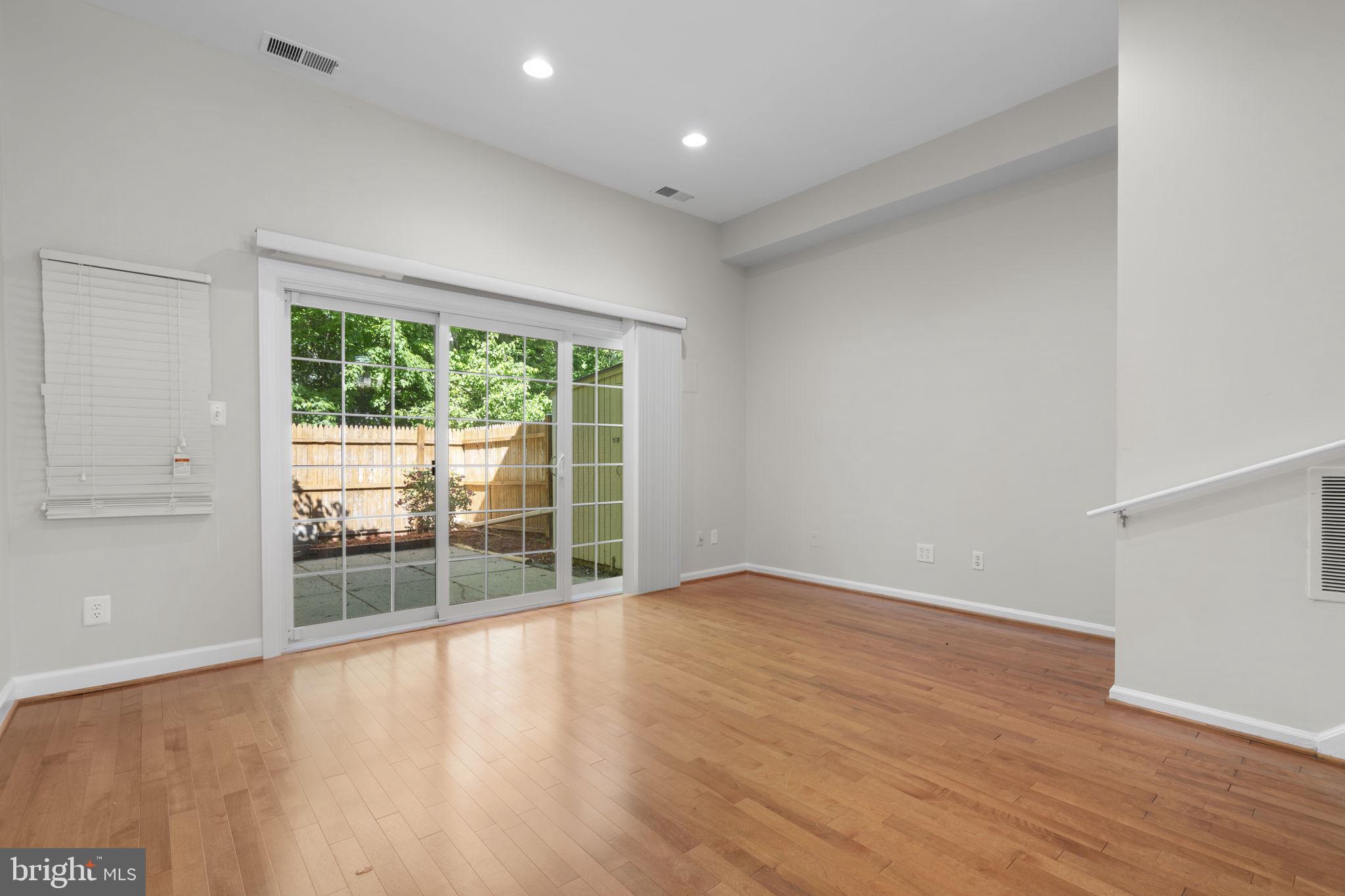 8221 Tory Road, Unit 150 Springfield, VA 22152 - Photo 5 of 36 Bright and airy indoor retreat.