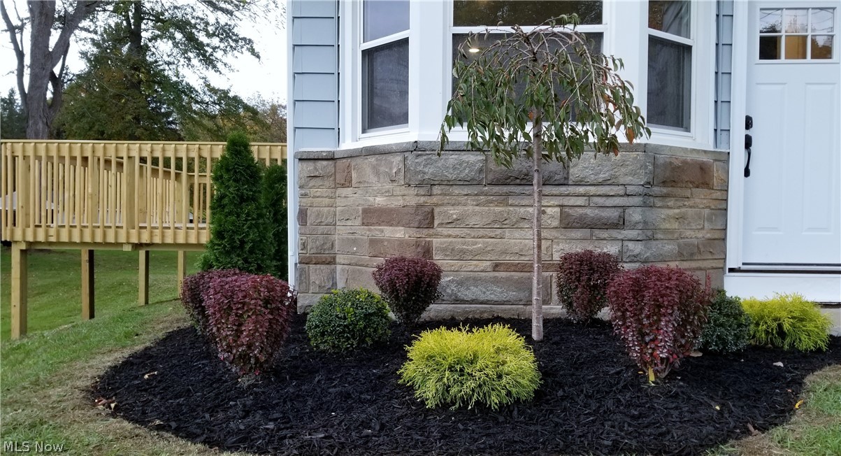 6527 North Ridge Road East Geneva, OH 44041 - Photo 3 of 35 Professional Landscape Design