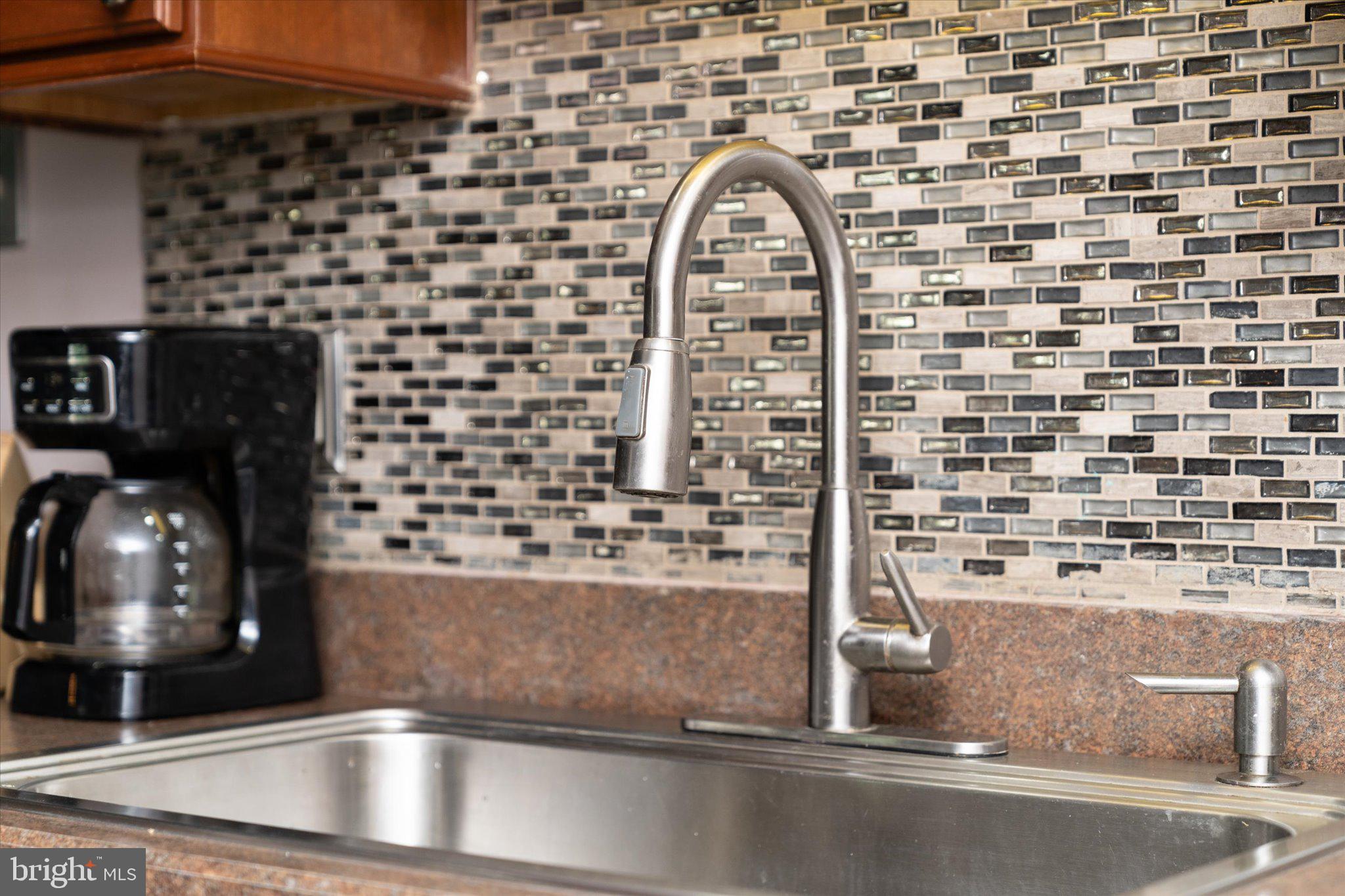 26 Albemarle Road Hamilton, NJ 08690 - Photo 10 of 36 Gallery Image 10