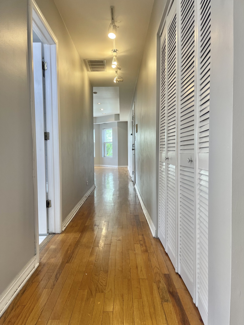 4451 South Indiana Avenue, Unit 2S Chicago, IL 60653 - Photo 10 of 22