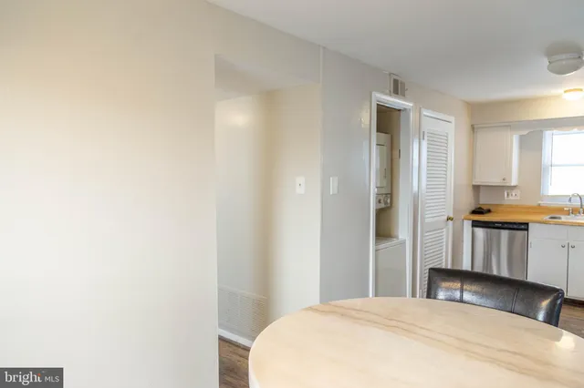 $2,100 | 12 West Wayne Terrace, Collingswood, NJ 08108