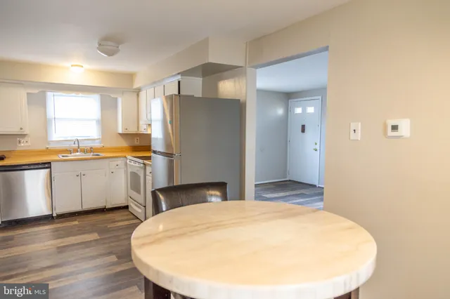 $2,100 | 12 West Wayne Terrace, Collingswood, NJ 08108