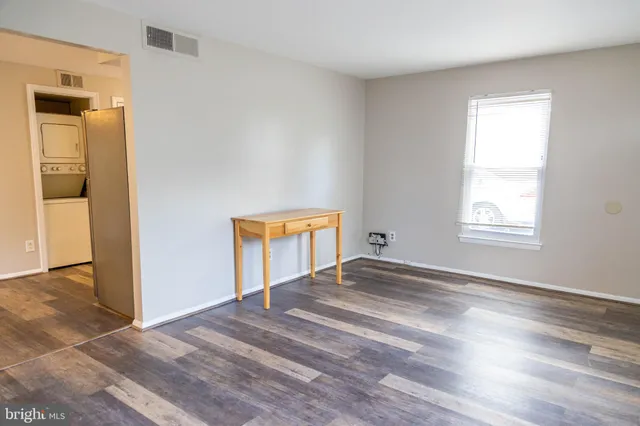 $2,100 | 12 West Wayne Terrace, Collingswood, NJ 08108