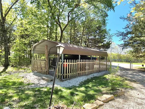 $199,000 | 17999 State Highway, Hermitage, MO 65668