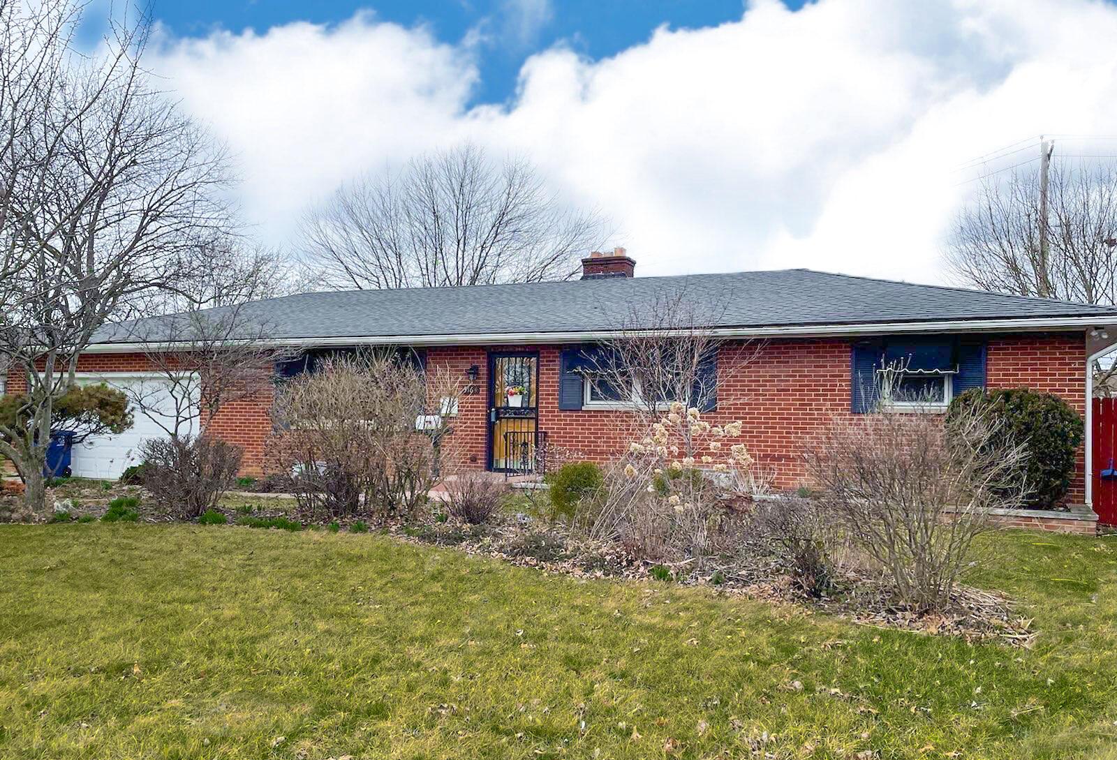 3164 Briggs Road Columbus, OH 43204 - Photo 1 of 28 3164 Briggs Rd