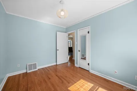 $424,900 | 8510 Antler Drive, Richmond Heights, MO 63117