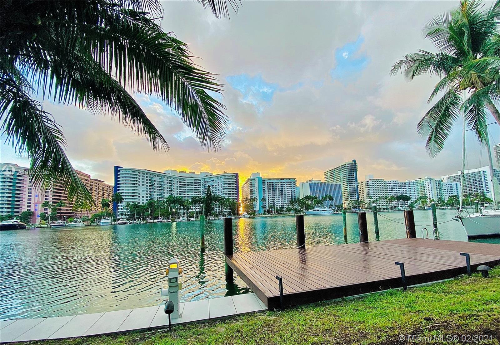 5191 Pine Tree Drive Miami Beach, FL 33140 - Photo 18 of 35