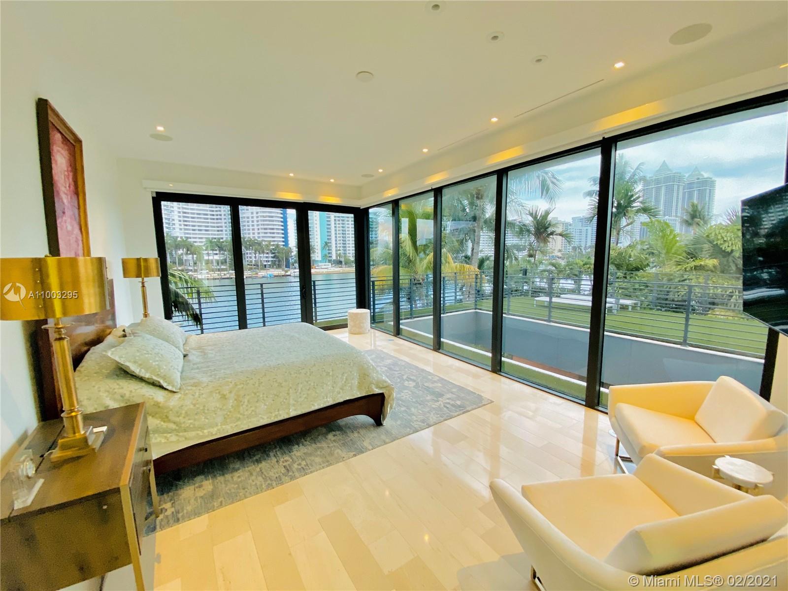 5191 Pine Tree Drive Miami Beach, FL 33140 - Photo 24 of 35