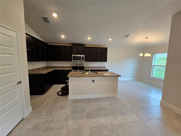 $272,550 | 336 West Twisted Oaks Drive, Beverly Hills, FL 34465