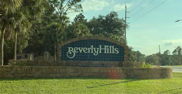 $272,550 | 336 West Twisted Oaks Drive, Beverly Hills, FL 34465