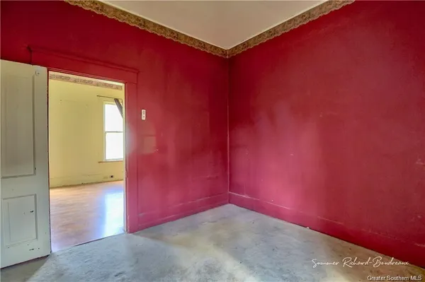 $89,900 | 215 West Nezpique Street, Jennings, LA 70546