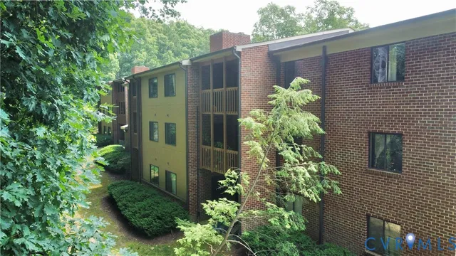 $259,000 | 2106 Turtle Run Drive, Unit 7, Henrico, VA 23233