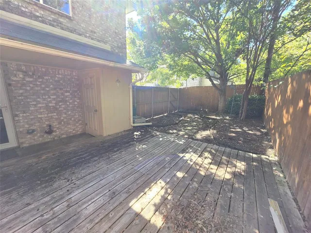 $1,475 | 119 Graystone Place, Duncanville, TX 75137