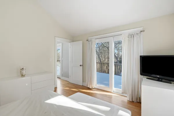 $1,800,000 | 18 Wood Duck Way, Oak Bluffs, MA 02557